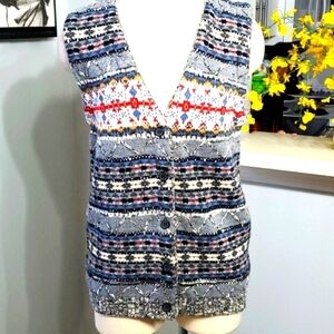 RUSS, knit Vest, size medium P. Button front. Grays and blues. Cozy